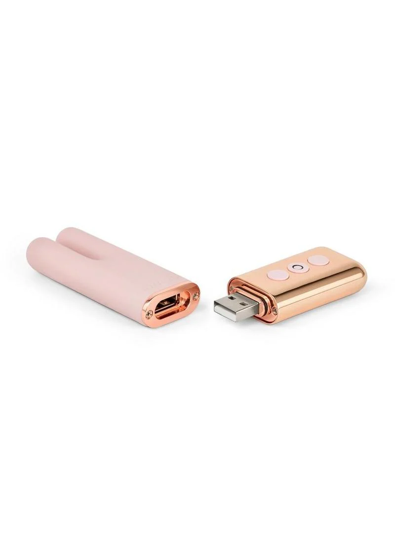 Le Wand Deux Silicone Rechargeable Dual Vibrator - Image 3