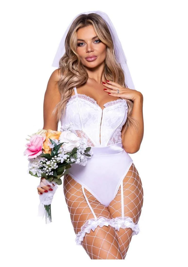 Leg Avenue Bridal Babe Lace Garter Bodysuit, Bow and Train Bustle, and Bridal Veil - Image 4